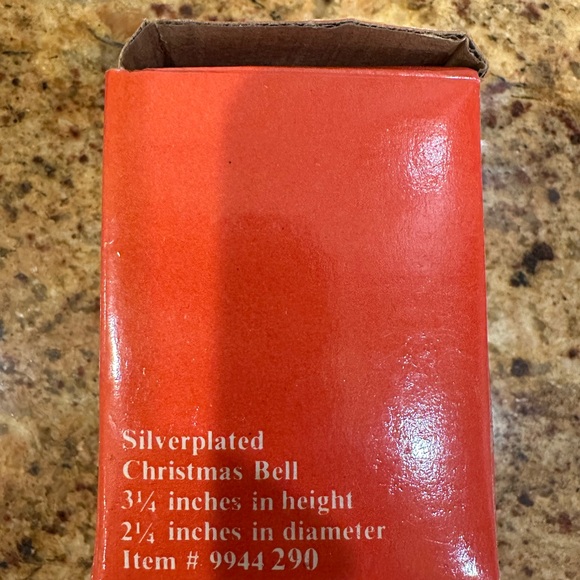 NEW🎄 INTERNATIONAL SILVER COMPANY CHRISTMAS 1990 SILVER BELL ORNAMENT W/ RIBBON - Picture 6 of 6